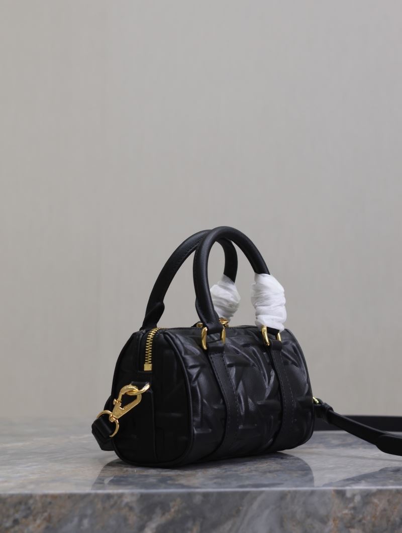 chr1st1an D10r boston bags